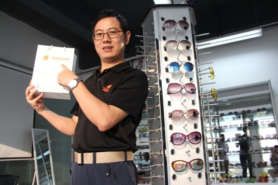 广东东莞网上买眼镜 验光车免费上门配镜